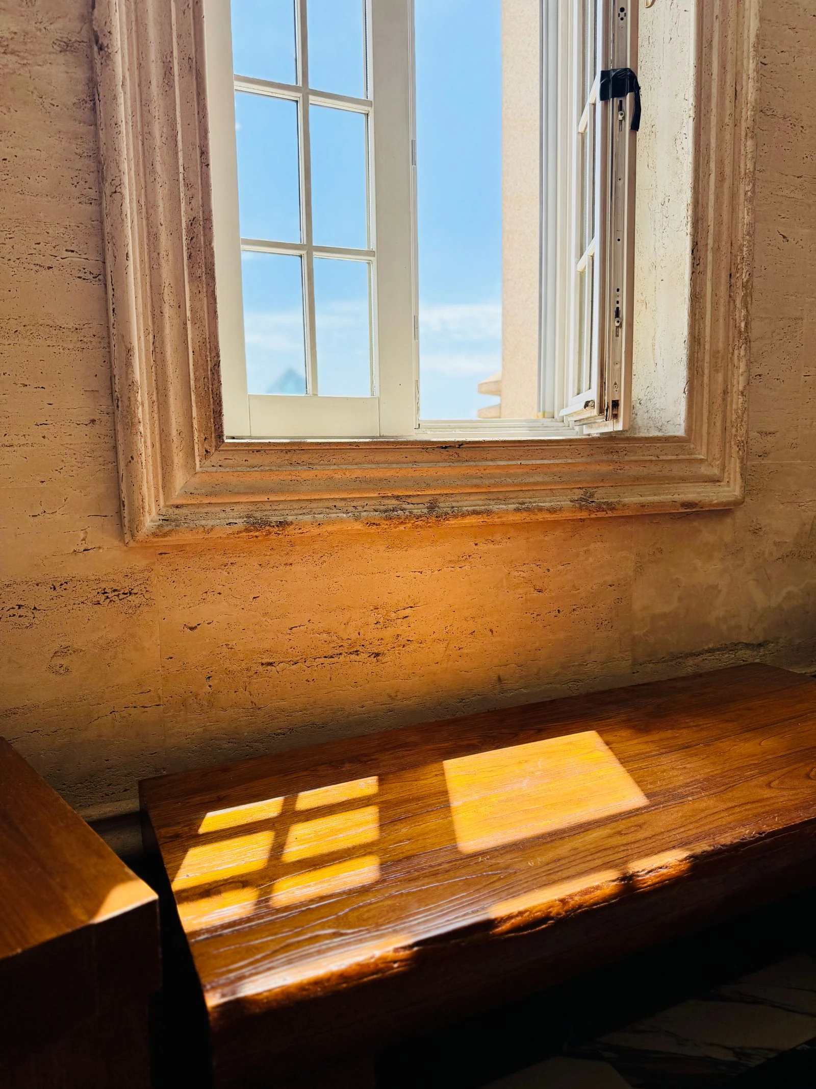 window.jpg